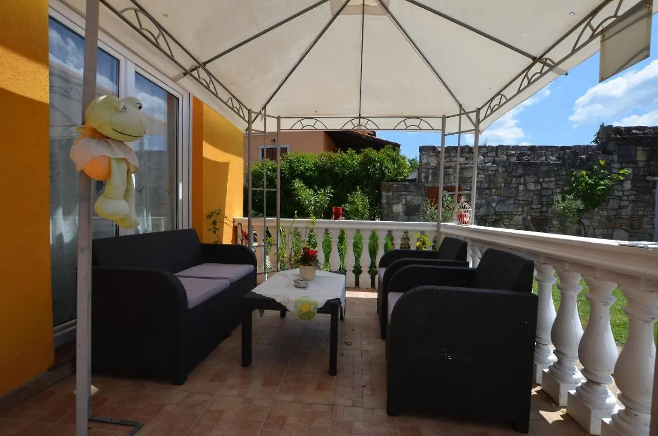 Mari House Villa Kanfanar 0*,